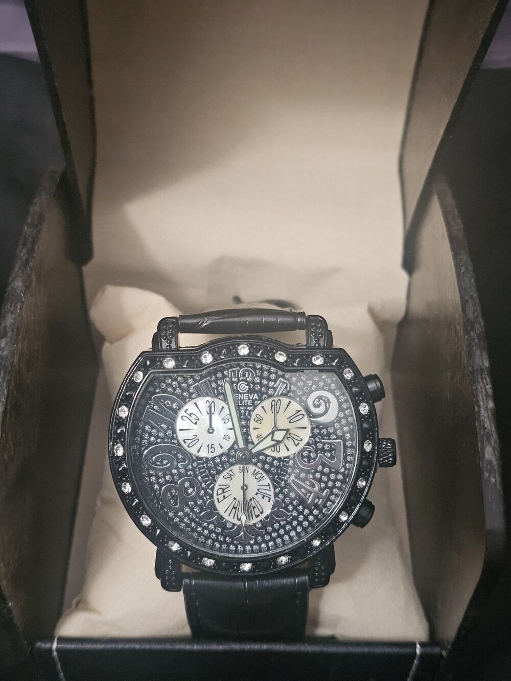 53.6mmGold Men's Fashion Analog Quartz watch w/Black Faux Leather Band